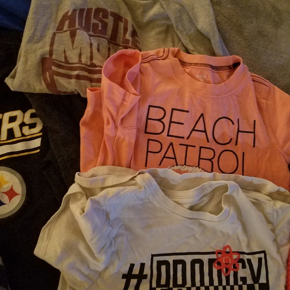 Boys size 5/6 lot - Picture 6 of 7